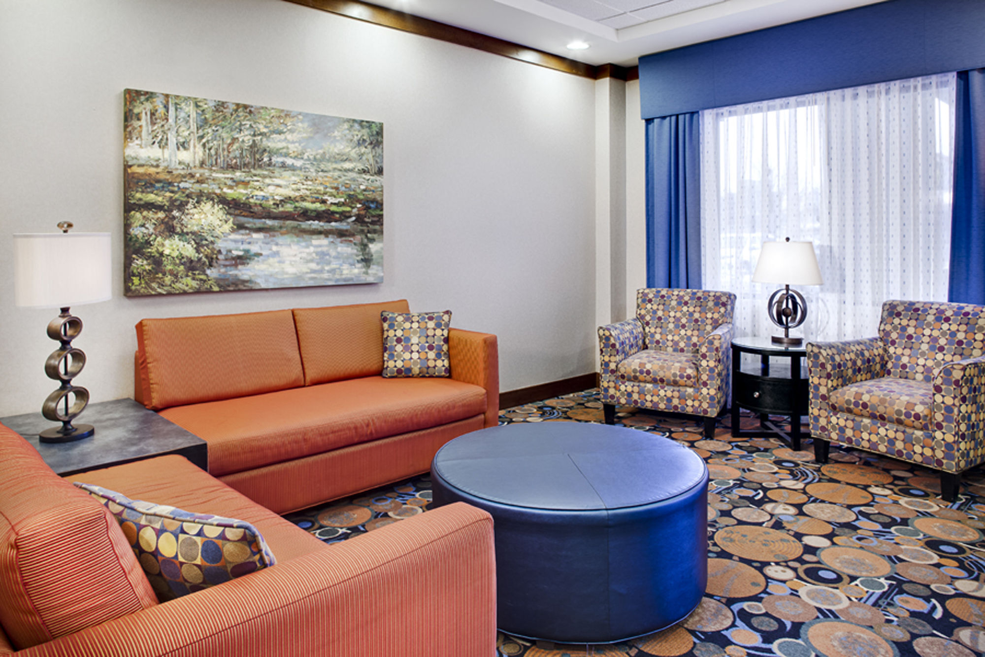Holiday Inn Express Hotel & Suites Coralville By Ihg Exterior photo